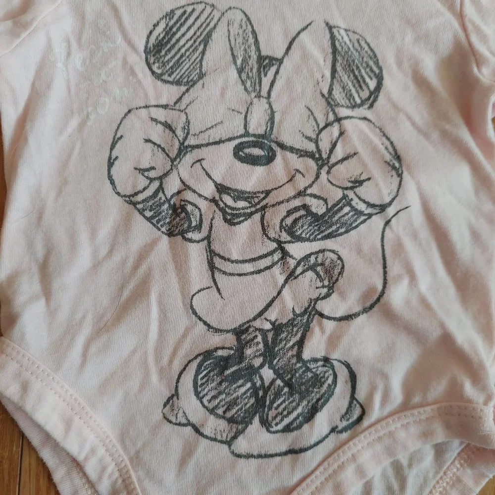 ⭐️5/$30 - Minnie Mouse Outfit, Size 3-6 months, Disney, EUC